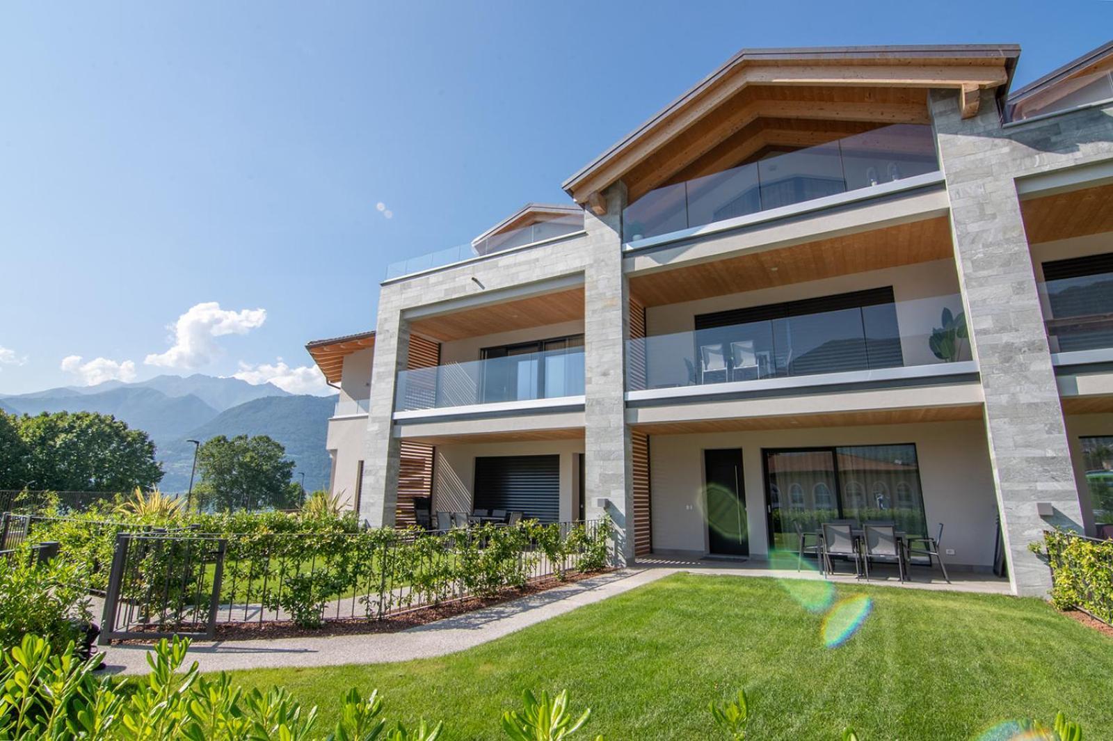 Lago Dorato Luxury Apartments & Villa - Lake Como View Colico Exterior foto